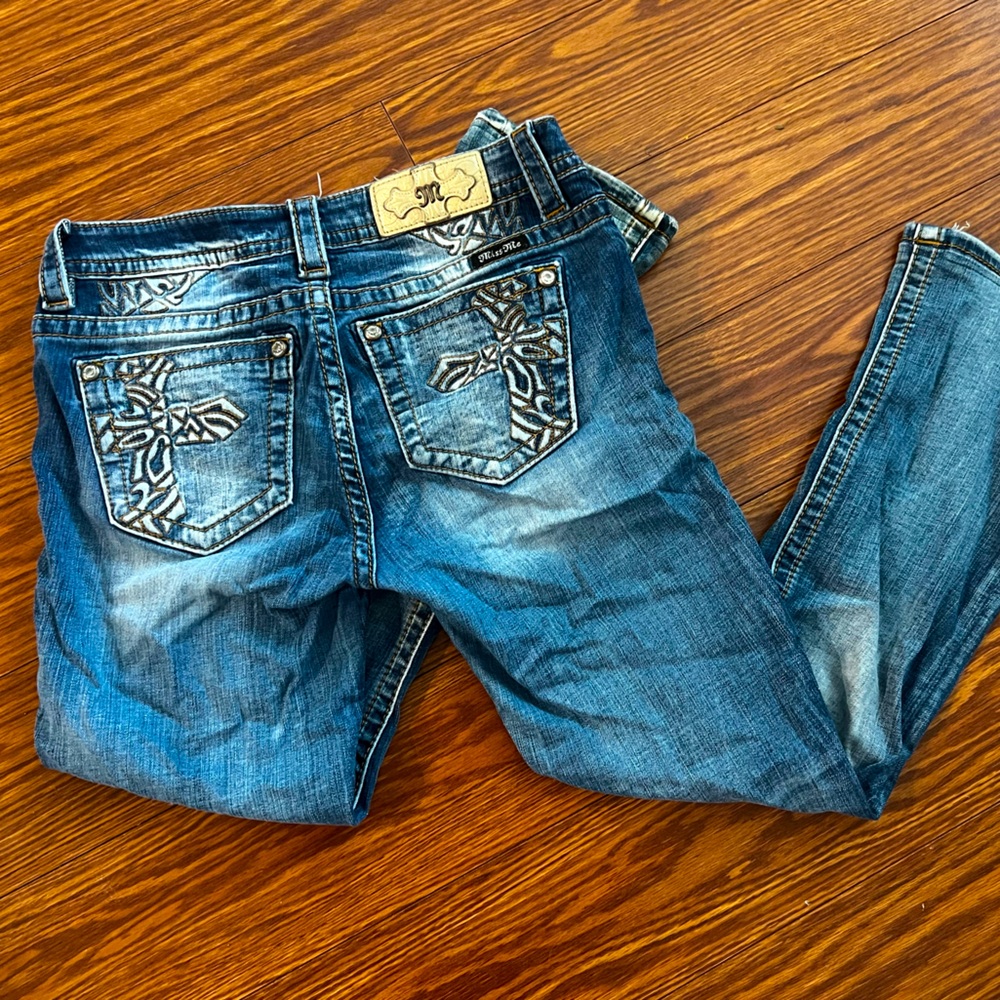 Miss Me Cross Jeans